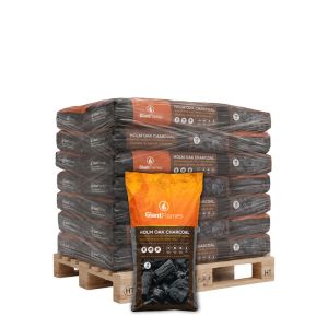 Halbe Palette Giant Flames Steineichen-Holzkohle 24 Säcke x 10 kg (240 kg)